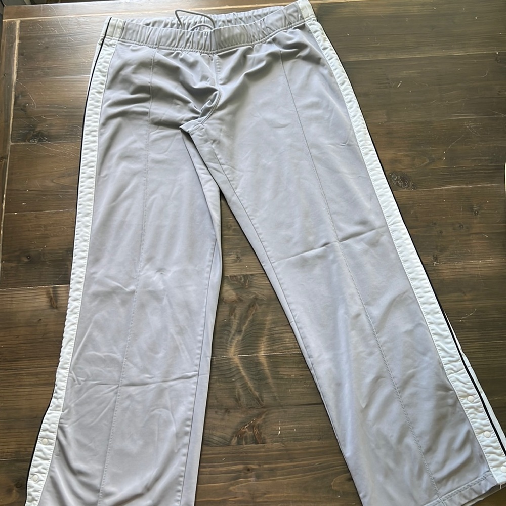 Woman’s Tilt pant size Large